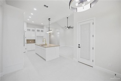 Welcome to this stunning new home! Located in a great on Los Lagos Golf Club in Texas - for sale on GolfHomes.com, golf home, golf lot