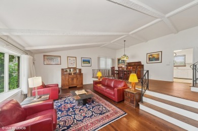 Beautiful split level with  spacious floor plan.  Wide entrance on Sunset Valley Golf Course in Illinois - for sale on GolfHomes.com, golf home, golf lot