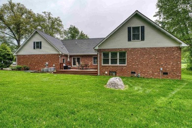 Welcome to this beautifully maintained 5-bedroom, 3.5-bathroom on Henderson Country Club in Kentucky - for sale on GolfHomes.com, golf home, golf lot