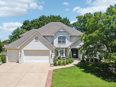 Beautifully Updated Full Brick Home backing to the 16th Hole of on Indian Springs Country Club in Oklahoma - for sale on GolfHomes.com, golf home, golf lot