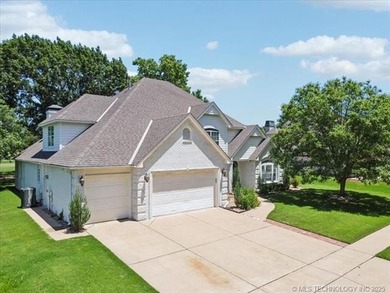 Beautifully Updated Full Brick Home backing to the 16th Hole of on Indian Springs Country Club in Oklahoma - for sale on GolfHomes.com, golf home, golf lot