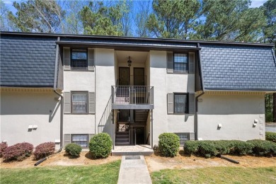 Ground floor 1 bed/1bath fully renovated Cross Creek condo with on Cross Creek Golf Course in Georgia - for sale on GolfHomes.com, golf home, golf lot
