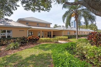 Welcome to this charming condo featuring a lovely entrance with on Pinebrook/Ironwood Golf Course in Florida - for sale on GolfHomes.com, golf home, golf lot