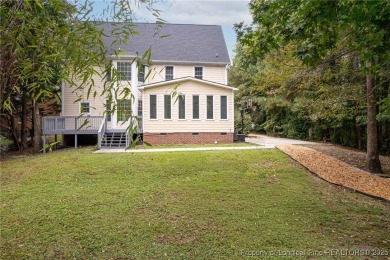 This gorgeous 2 story home on the golf course in Kings Grants on Kings Grant Golf and Country Club in North Carolina - for sale on GolfHomes.com, golf home, golf lot