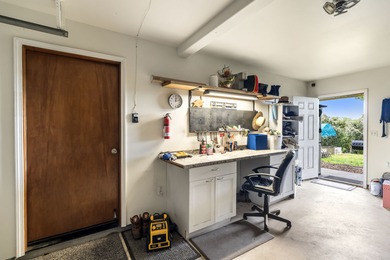 Side-by-side lots with gorgeous ocean views-one with a home, the on Discovery Harbour Golf Course in Hawaii - for sale on GolfHomes.com, golf home, golf lot