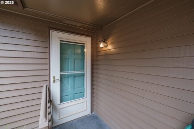 Nicely located single level condo located on the 10th tee of the on Michelbook Country Club in Oregon - for sale on GolfHomes.com, golf home, golf lot