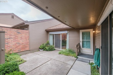 Nicely located single level condo located on the 10th tee of the on Michelbook Country Club in Oregon - for sale on GolfHomes.com, golf home, golf lot