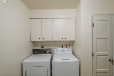 Nicely located single level condo located on the 10th tee of the on Michelbook Country Club in Oregon - for sale on GolfHomes.com, golf home, golf lot