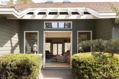 **Eaglecrest Living at Its Finest!** Located in the prestigious on Eagle Crest Golf Resort - Ridge Course in Oregon - for sale on GolfHomes.com, golf home, golf lot
