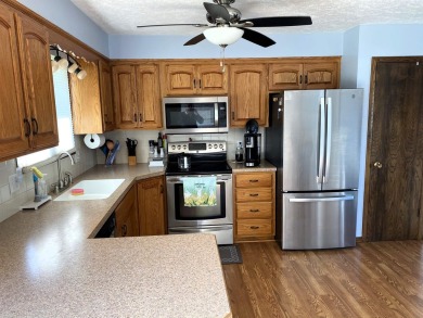Stop and take a moment to review the features and benefits of on Quail Run Golf Course in Nebraska - for sale on GolfHomes.com, golf home, golf lot