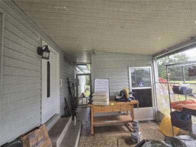 2-Bedroom, 2 Bath home located in the PET FRIENDLY area of on Zellwood Station Country Club in Florida - for sale on GolfHomes.com, golf home, golf lot
