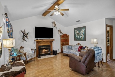 Beautifully maintained home in gated community. The cute covered on Holly Lake Ranch Golf Club in Texas - for sale on GolfHomes.com, golf home, golf lot