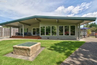 Wonderful one-level, mid-century modern style home with an on Michelbook Country Club in Oregon - for sale on GolfHomes.com, golf home, golf lot