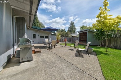 Wonderful one-level, mid-century modern style home with an on Michelbook Country Club in Oregon - for sale on GolfHomes.com, golf home, golf lot