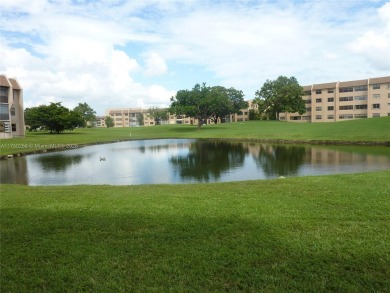 Stunning 1 bed, 1.5 bath, 1st-floor unit in 55+ community! on Sunrise Lakes Phase IV Golf Course in Florida - for sale on GolfHomes.com, golf home, golf lot