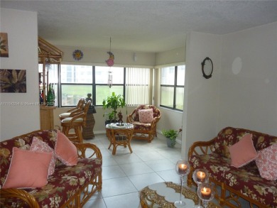 Stunning 1 bed, 1.5 bath, 1st-floor unit in 55+ community! on Sunrise Lakes Phase IV Golf Course in Florida - for sale on GolfHomes.com, golf home, golf lot