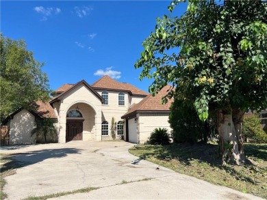 IMMACULATE 2 Story Fully Remodeled Home. Owner Financing is on Tierra Del Sol in Texas - for sale on GolfHomes.com, golf home, golf lot