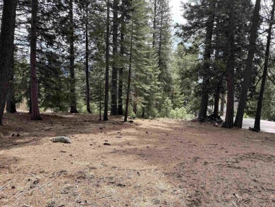 Fantastic opportunity! Lake Almanor Country Club offers a on Lake Almanor Country Club in California - for sale on GolfHomes.com, golf home, golf lot