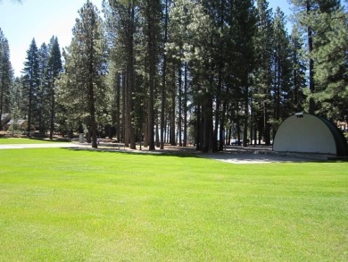 Fantastic opportunity! Lake Almanor Country Club offers a on Lake Almanor Country Club in California - for sale on GolfHomes.com, golf home, golf lot
