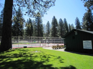 Fantastic opportunity! Lake Almanor Country Club offers a on Lake Almanor Country Club in California - for sale on GolfHomes.com, golf home, golf lot