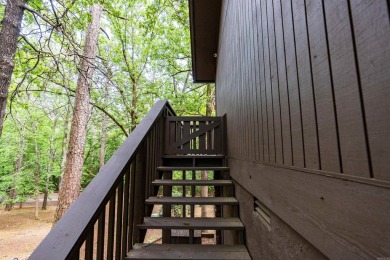 BEAUTIFUL EDEN ISLE CONDO, just a short walk to the RED APPLE on Red Apple Inn and Country Club in Arkansas - for sale on GolfHomes.com, golf home, golf lot