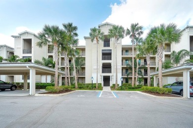 LIVE WHERE YOU PLAY and fall in love with this popular TURNKEY on Lakewood National Golf Club in Florida - for sale on GolfHomes.com, golf home, golf lot
