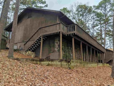 BEAUTIFUL EDEN ISLE CONDO, just a short walk to the RED APPLE on Red Apple Inn and Country Club in Arkansas - for sale on GolfHomes.com, golf home, golf lot