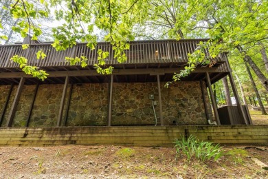 BEAUTIFUL EDEN ISLE CONDO, just a short walk to the RED APPLE on Red Apple Inn and Country Club in Arkansas - for sale on GolfHomes.com, golf home, golf lot