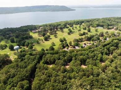 BEAUTIFUL EDEN ISLE CONDO, just a short walk to the RED APPLE on Red Apple Inn and Country Club in Arkansas - for sale on GolfHomes.com, golf home, golf lot