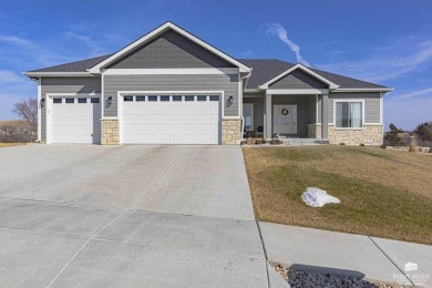 Welcome Home to this nearly new STUNNING 6 bdrm 4 bath ranch on Colbert Hills Golf Course in Kansas - for sale on GolfHomes.com, golf home, golf lot