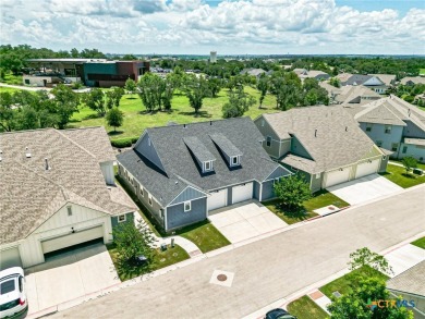 What a find!!  This villa is spaaaaacious!!  This property gives on Kissing Tree Golf Club in Texas - for sale on GolfHomes.com, golf home, golf lot