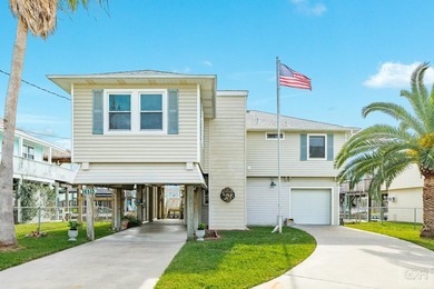 CHARMING THREE-BEDROOM CANAL HOME IN JAMAICA BEACH has a on Galveston Country Club in Texas - for sale on GolfHomes.com, golf home, golf lot