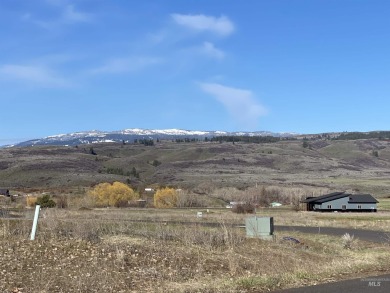 Country living and city living may have found a compromise with on Council Mountain Golf Course in Idaho - for sale on GolfHomes.com, golf home, golf lot