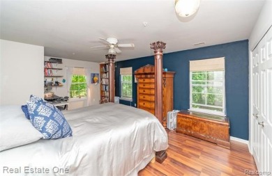 Remodeled in 2024, this entry level ranch style condo has no on Fenton Farms Golf Club in Michigan - for sale on GolfHomes.com, golf home, golf lot