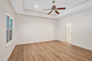 eautiful 2300+ sf home on 2 wooded lots totaling .81 acres on Holly Lake Ranch Golf Club in Texas - for sale on GolfHomes.com, golf home, golf lot