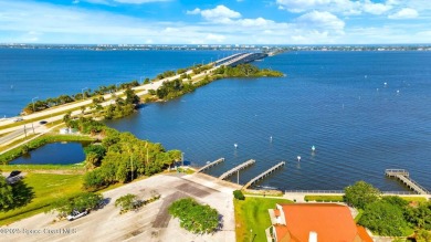 Renovated Melbourne home in a prime downtown location--walkable on Crane Creek Reserve Golf Club in Florida - for sale on GolfHomes.com, golf home, golf lot