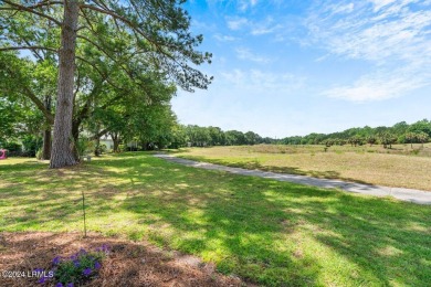 Welcome to your dream home! This 2-bed, 2-bath gem comes with a on Old Carolina Golf Club in South Carolina - for sale on GolfHomes.com, golf home, golf lot