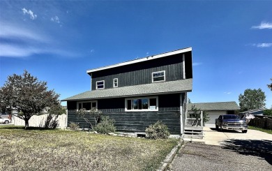 Incredible potential - 4 bed - 2.5 bath home on TWO LOTS within on Madison Meadows Golf Course in Montana - for sale on GolfHomes.com, golf home, golf lot