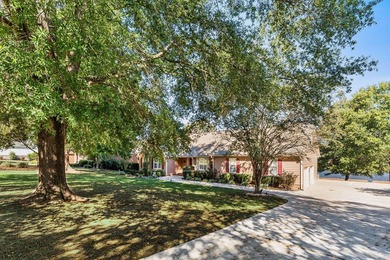 If you have been searching for space, flexibility, and views on Hunters Creek Golf and Country Club  in South Carolina - for sale on GolfHomes.com, golf home, golf lot