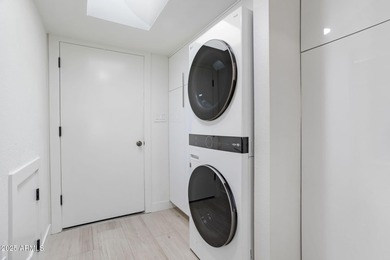 Beautifully maintained 2 bed, 2 bath townhome in the guard-gated on The Phoenician  in Arizona - for sale on GolfHomes.com, golf home, golf lot