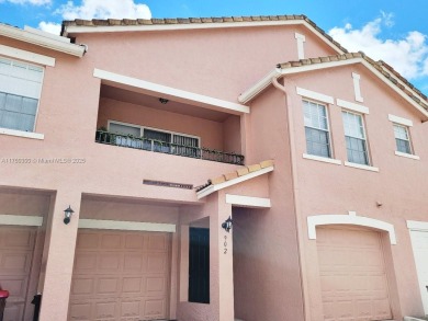 Beautiful, Remodeled, Light & Spacious Townhome in a Quiet & on Pine Tree Golf Club in Florida - for sale on GolfHomes.com, golf home, golf lot