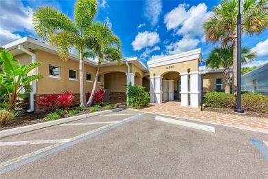 TURNKEY FURNISHED! Move right in! The best of both worlds on Legacy Golf Club in Florida - for sale on GolfHomes.com, golf home, golf lot