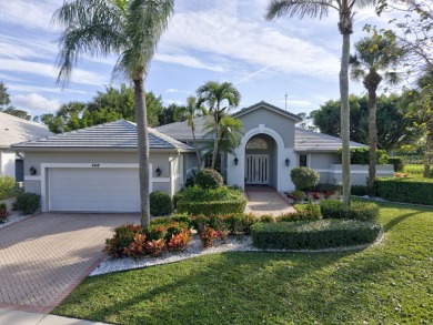 Start 2025 off with a Bang! A Rare Find, in Paradise! Silver on Wycliffe Golf and Country Club in Florida - for sale on GolfHomes.com, golf home, golf lot