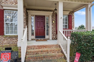 Beautifully Updated Home Overlooking the 17th Green of Eagle on Eagle Ridge Golf Course in North Carolina - for sale on GolfHomes.com, golf home, golf lot