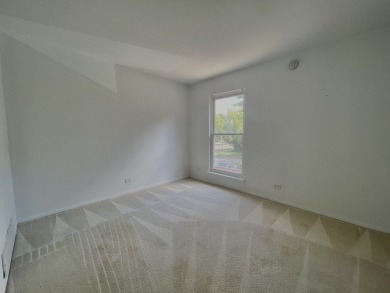 Welcome to this two-story townhouse located in the desirable on Hilldale Golf Club in Illinois - for sale on GolfHomes.com, golf home, golf lot