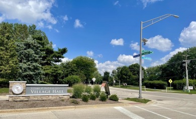 Welcome to this two-story townhouse located in the desirable on Hilldale Golf Club in Illinois - for sale on GolfHomes.com, golf home, golf lot