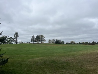 Build your dream home on the 8th green at Lakeland Hills, within on Lakeland Hills Golf Course in Michigan - for sale on GolfHomes.com, golf home, golf lot