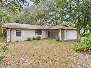 Short Sale Opportunity! Don't miss your chance to own this home on Citrus Springs Country Club in Florida - for sale on GolfHomes.com, golf home, golf lot