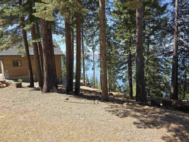 Great lakeview lot located on quiet street in Lake Almanor on Lake Almanor Country Club in California - for sale on GolfHomes.com, golf home, golf lot
