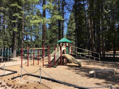 Great lakeview lot located on quiet street in Lake Almanor on Lake Almanor Country Club in California - for sale on GolfHomes.com, golf home, golf lot